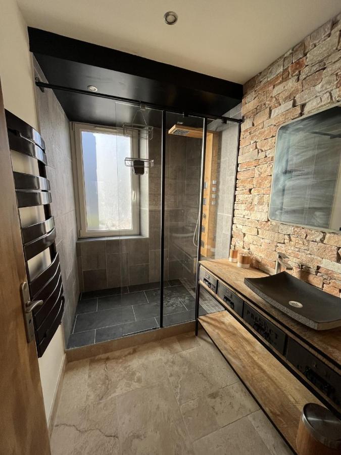 La Suite De Charme Du Mas De La Fontaine De Jonquier Avec Spa Privatif Seguret Exterior photo